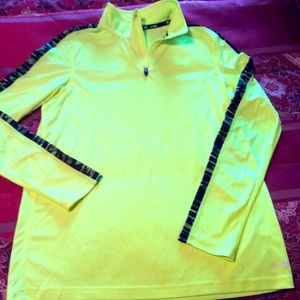 DryTEK Pullover Shirt with Zip.  XL (18-20).